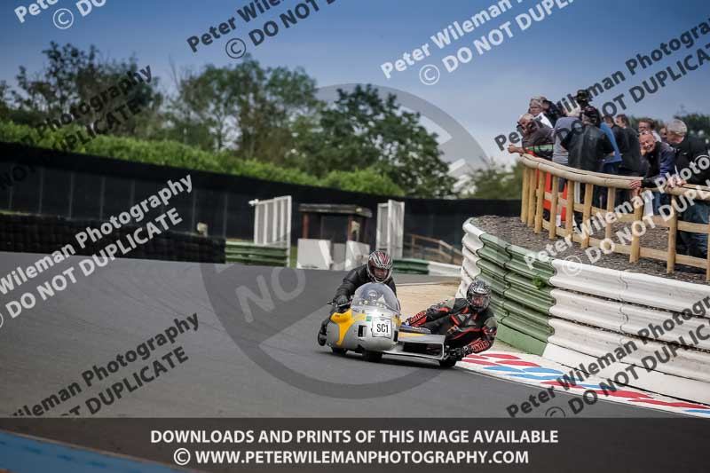 Vintage motorcycle club;eventdigitalimages;mallory park;mallory park trackday photographs;no limits trackdays;peter wileman photography;trackday digital images;trackday photos;vmcc festival 1000 bikes photographs